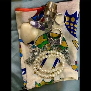 Mix Jewelry: Rings, Charms, Chokers